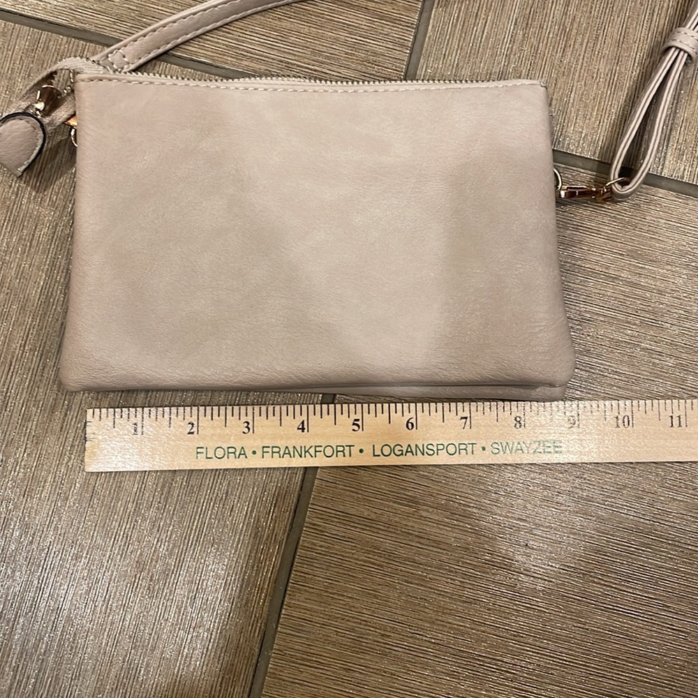 Small cross body purse - beige - Picture 2 of 10
